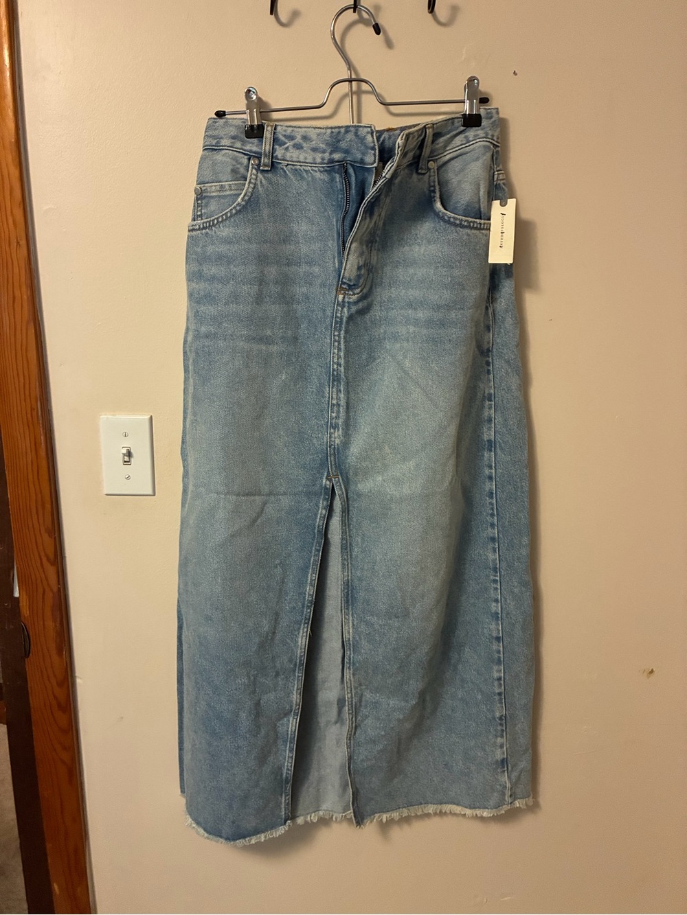 NWT Anthropologie Washed Light Blue Denim Midi Skirt **missing button**